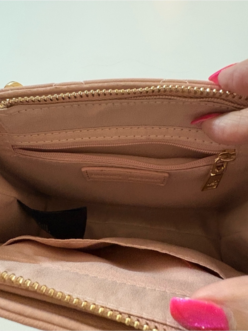 Badgley Mischka Pink Quilted Crossbody with Gold Hardware - Picture 11 of 13